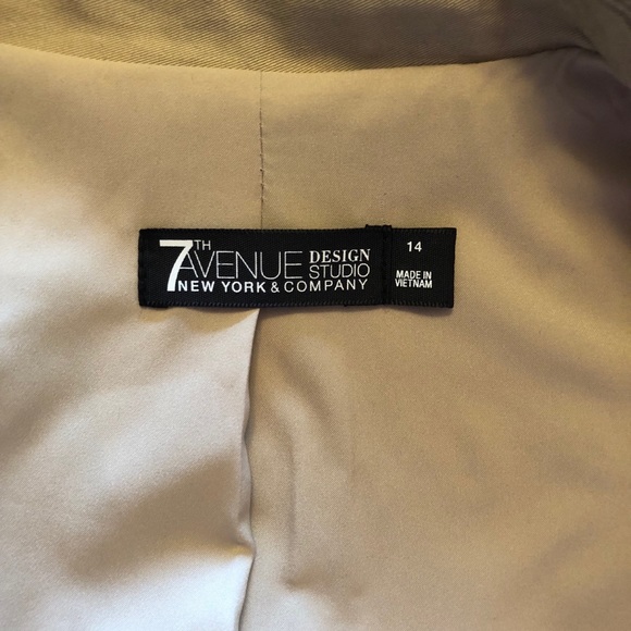 NY and Co blazer - Picture 3 of 3